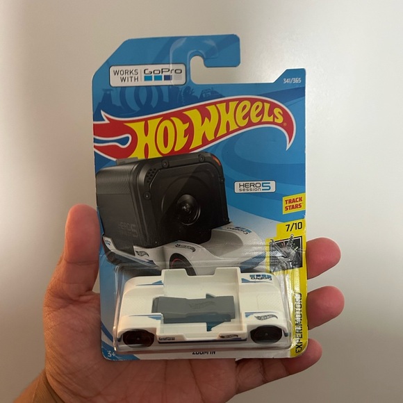 Hotwheels Car GoPro Hero5 Session - Picture 1 of 2